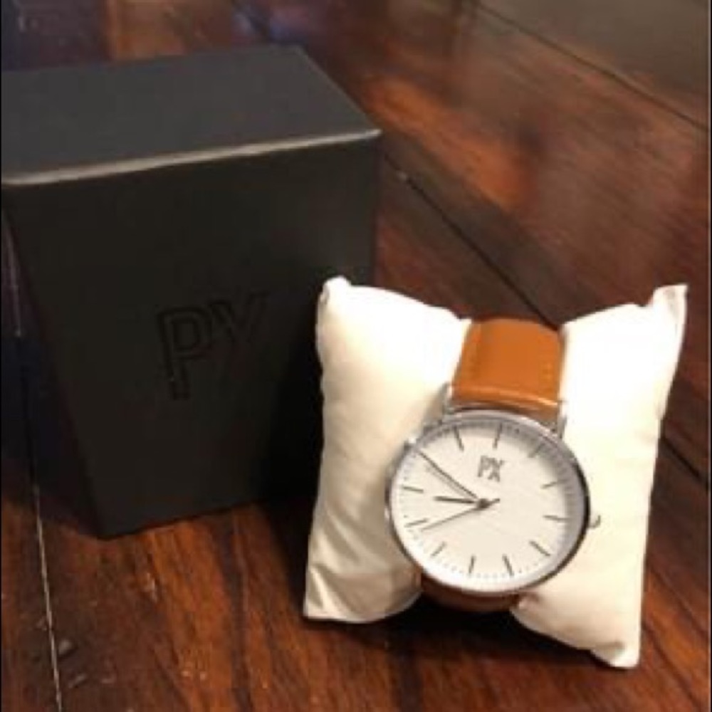 PX Gary Leather Strap Watch